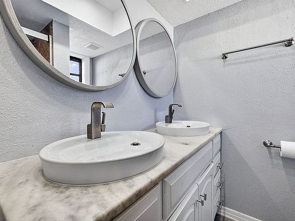 2nd image of 1303 SW 16th Ter