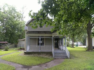 105 E 3rd St, Hammond, IL 61929