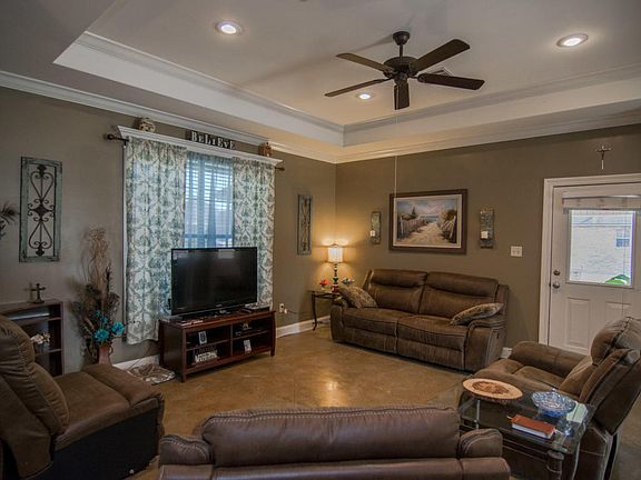 5th image of 1042 Jordan Dr