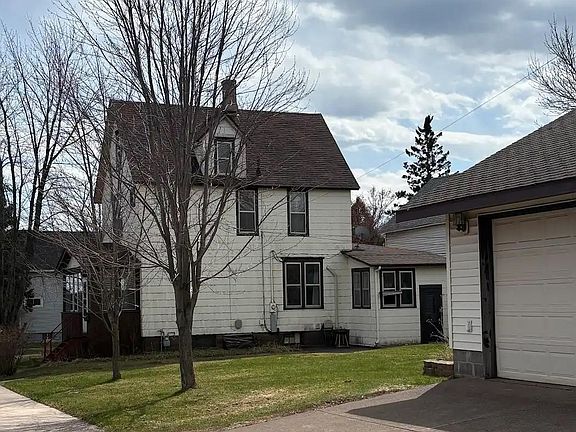 2nd image of 301 8th St