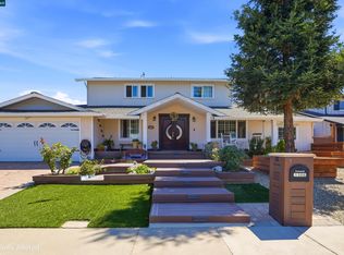1386 Lichen Ct, Concord, CA 94521