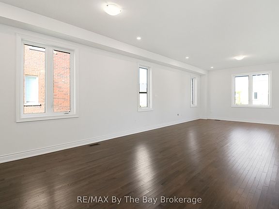 4th image of 59 Amber Dr