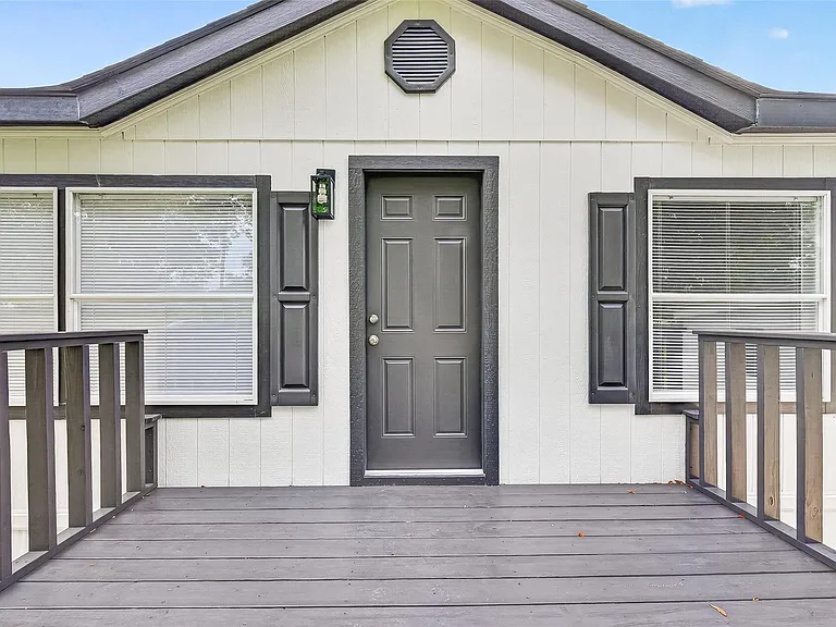 6018 Barney Ln — Photo 7