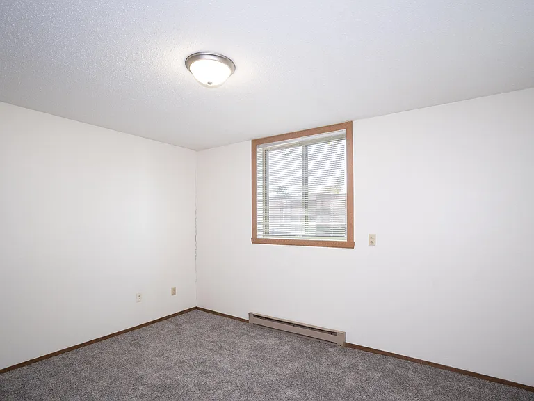 Fargo, ND Pacific Park Apartments | 11C | Bedroom