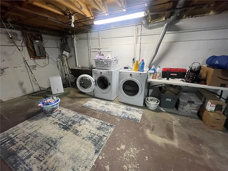 4292 Clover St — Photo 18