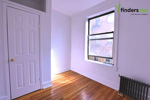 Rented by Clove Realty LLC | media 4