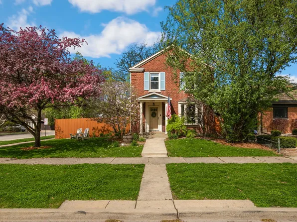 2200 N 77th Ct, Elmwood Park, IL 60707