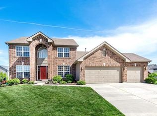 7117 Whisper Creek Dr, Wentzville, MO 63385