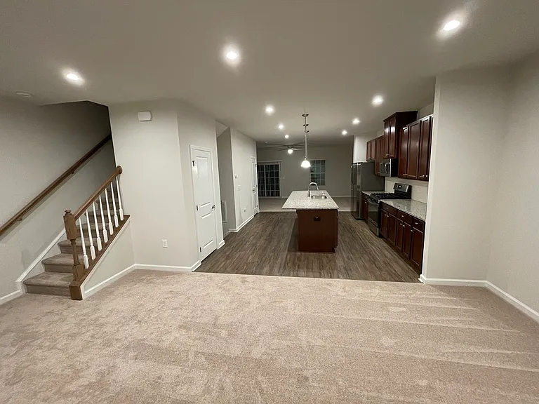 4846 Randall Rd — Photo 4