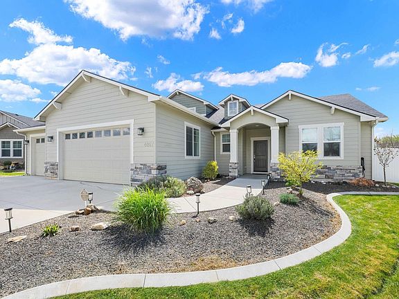 3rd image of 4067 Whistling Heights Way