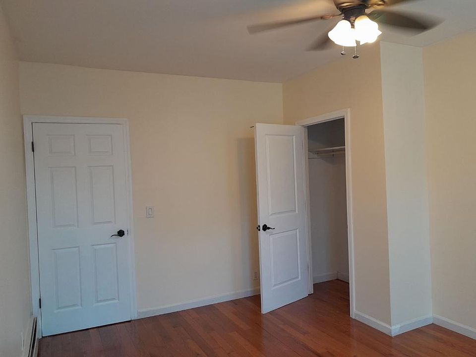 2nd image of 257 Malcolm X Blvd #257
