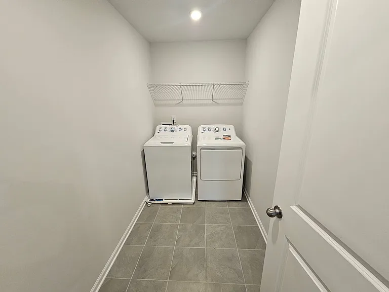 2109 Strawberry Patch St — Photo 3