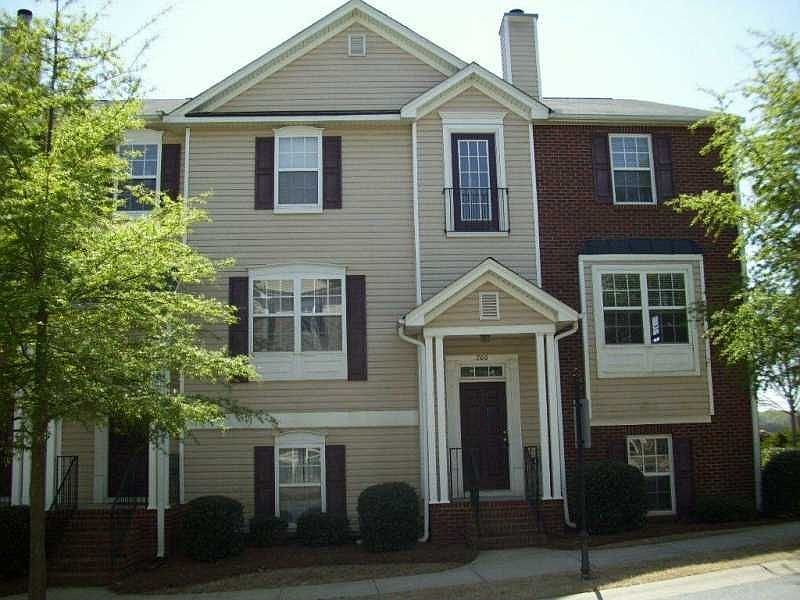 Exterior Front