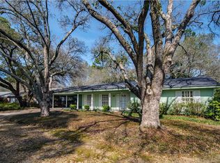 944 Park Ln, Jackson, MS 39211