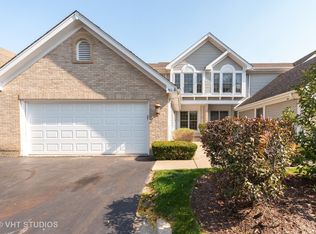 771 Regency Park Dr #4, Crystal Lake, IL 60014