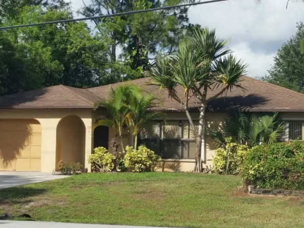 1788 SE Fallon Dr, Port Saint Lucie, FL 34983