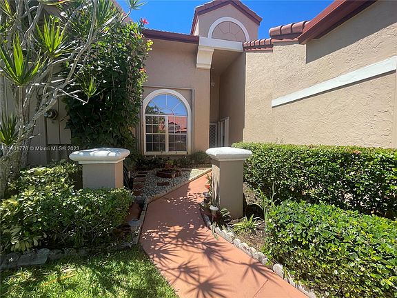 2nd image of 9723 Malvern Dr