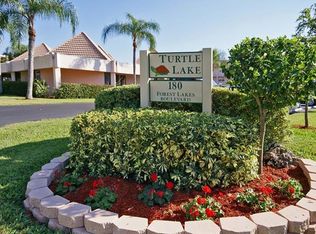 200 Turtle Lake Ct APT 210, Naples, FL 34105