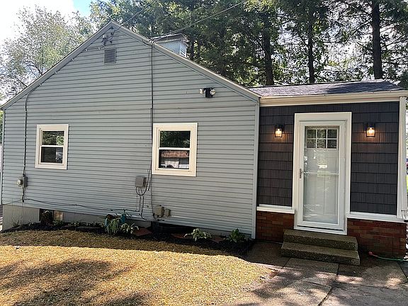New front door/storm &siding
