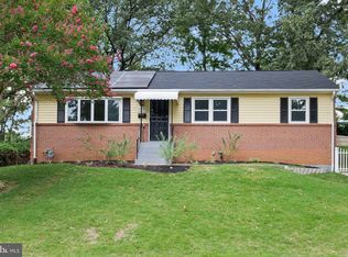 9202 Sheridan St, Lanham, MD