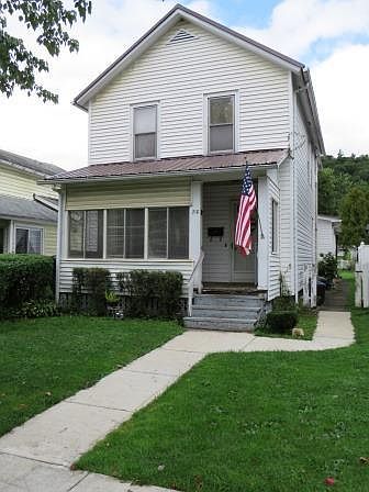 1st image of 710 W Spruce St