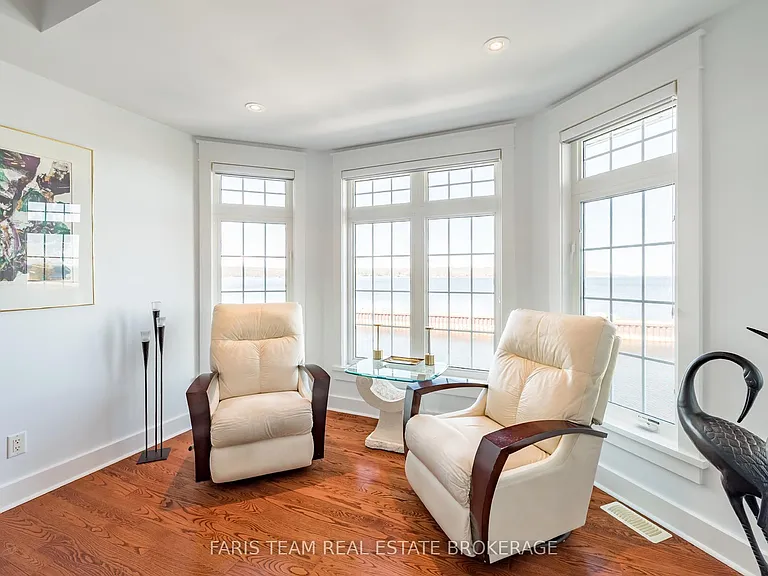 155 William St #12 — Photo 14