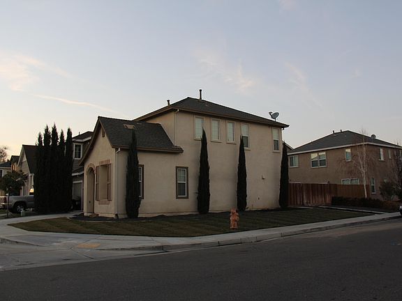 2nd image of 1911 Cabrera Ct