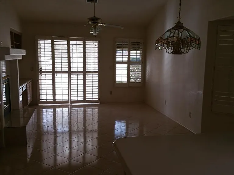 2813 Linkview Dr — Photo 4