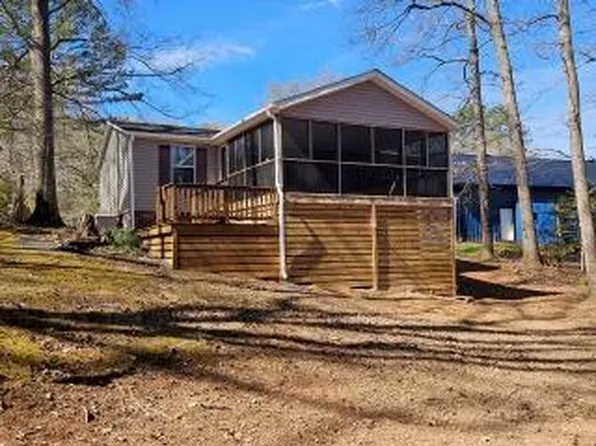 325 N Point Dr, Clarksville, VA 23927