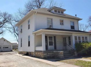 525 W 8th St, Junction City, KS 66441