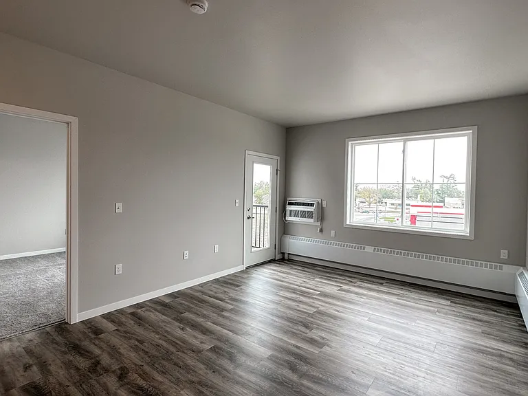 Creekside Apartment Homes — Photo 13