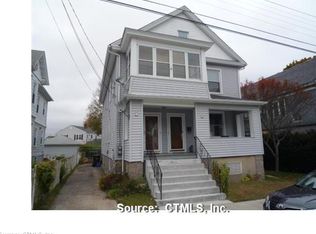 89 Squire St, New London, CT 06320