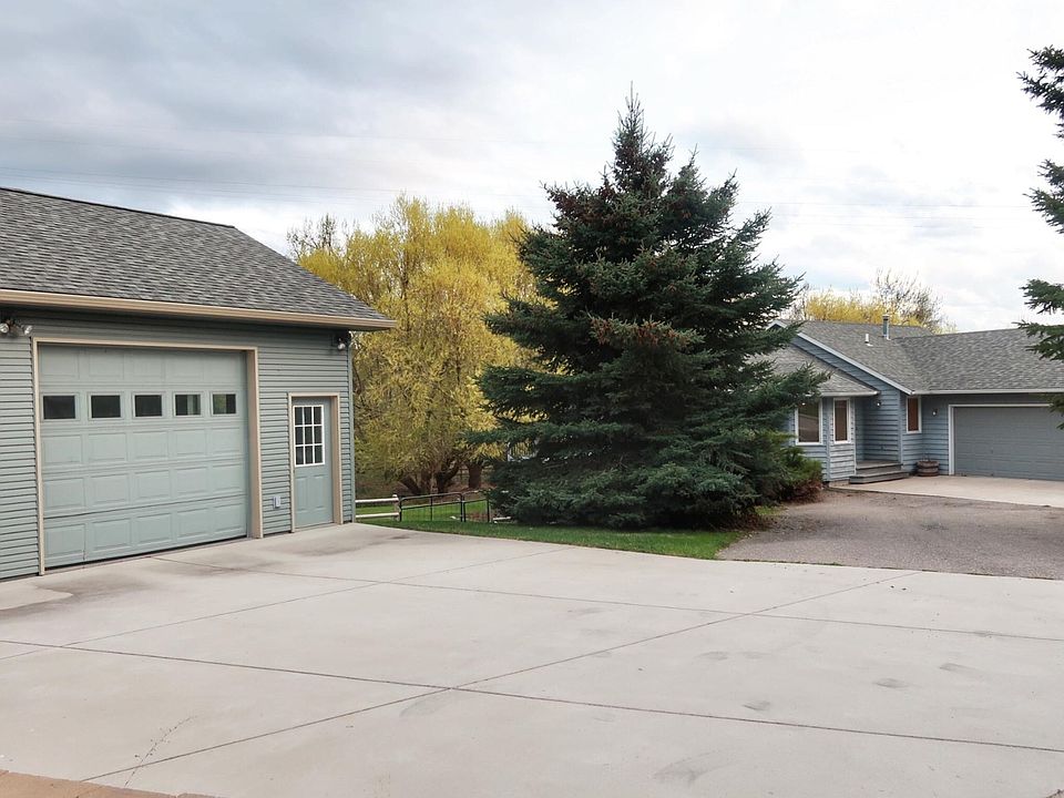 C8337613-F2F2-401E-9995-1CF206BDA9A4