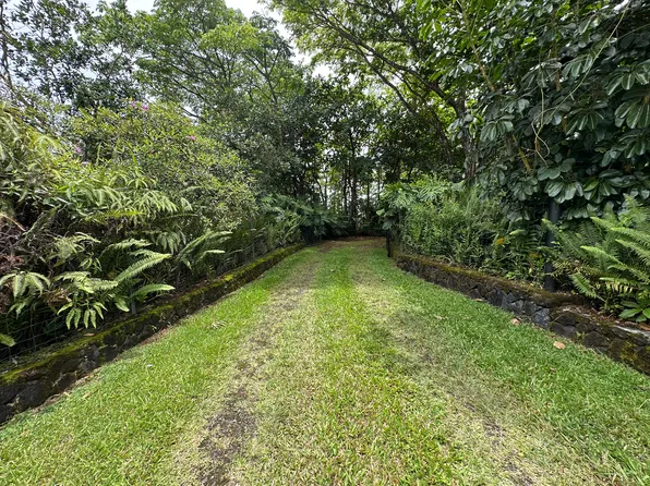 15-1574 Loke Rd, Keaau, HI 96749