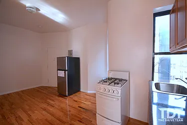 Rented by J Misrahi Realty Corp