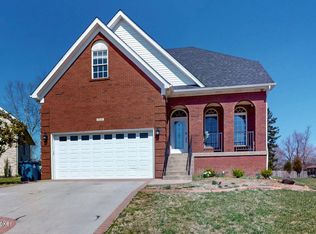 8401 Catalpa Springs Ct, Louisville, KY 40228