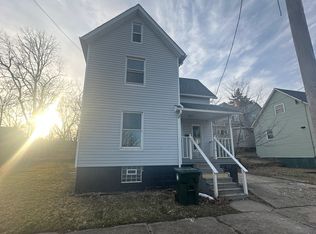 909 Clinton Ave SW, Canton, OH 44706