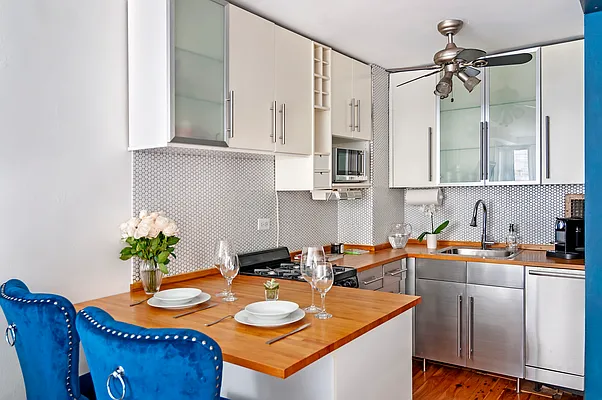 Sold by Compass | media 8