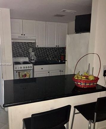 3rd image of 7617 NW 42nd Pl APT 117