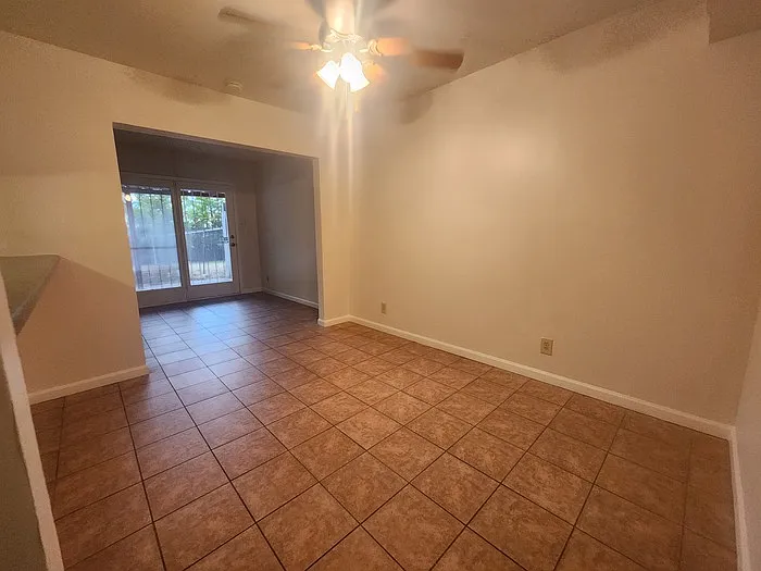2 bed, 1.5 bath, 1444 sqft, $1,150 — Photo 3