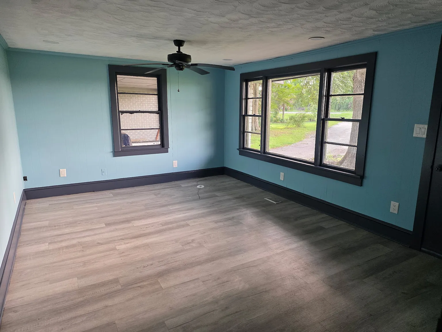 3 bed, 1100 sqft, $1,450 — Photo 4