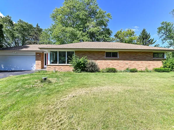 11919 North Silver AVENUE, Mequon, WI 53097