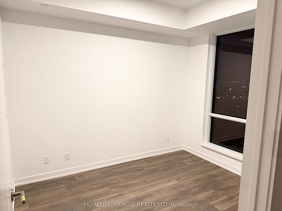 5th image of 7950 Bathurst St #2210