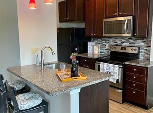314 Clara Ave APT 24N, Saint Louis, MO 63112