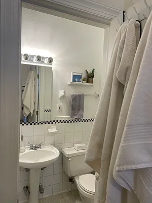 Rented by Bond New York | media 21