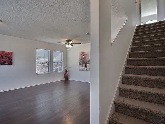 2nd image of 2513 Lake Meadow Dr
