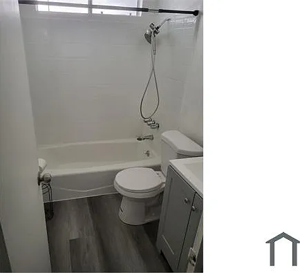 2 bed, $3,052 — Photo 2
