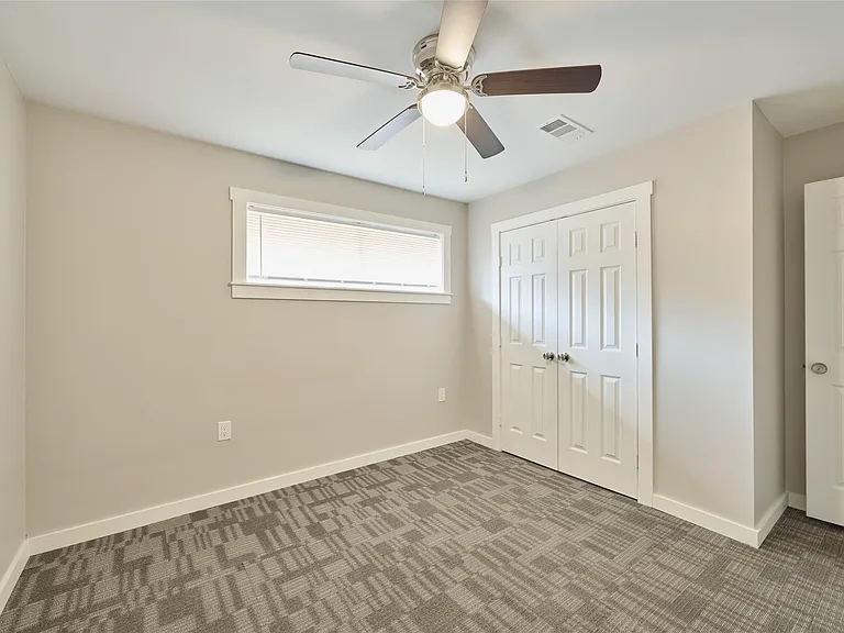 309 S Magnolia St — Photo 19