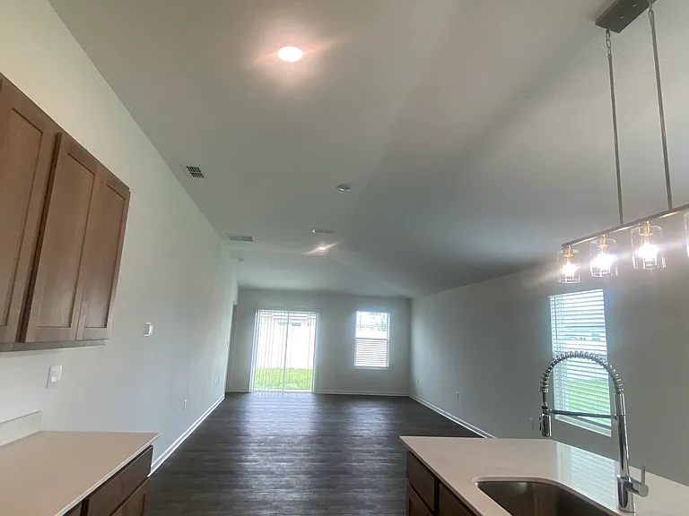 4270 Quaking St — Photo 20