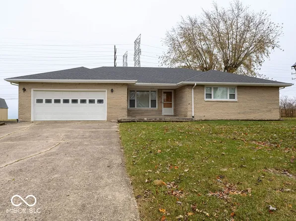2706 Maple Dr, New Castle, IN 47362
